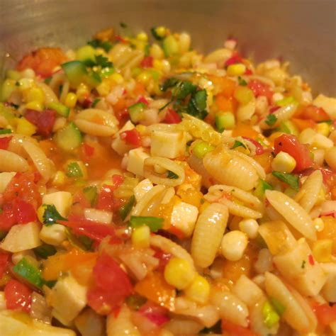 How many calories are in gazpacho pasta salad - calories, carbs, nutrition