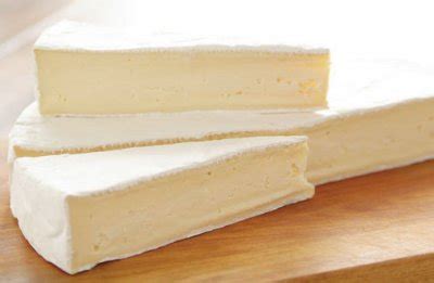 How many calories are in goat milk brie - calories, carbs, nutrition