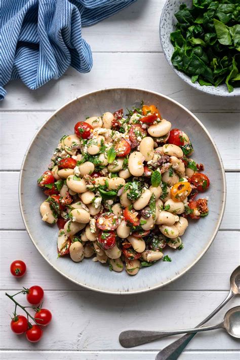 How many calories are in greek-style white bean salad - calories, carbs, nutrition