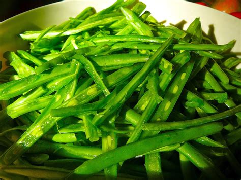 How many calories are in green beans french cut & carrots steamed 4 oz - calories, carbs, nutrition