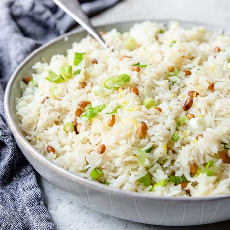 How many calories are in green onion rice pilaf - calories, carbs, nutrition