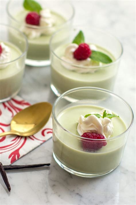 How many calories are in green tea yogurt panna cotta - calories, carbs, nutrition