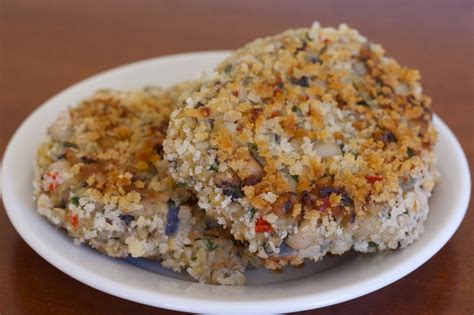 How many calories are in griddled black eyed pea cake - calories, carbs, nutrition