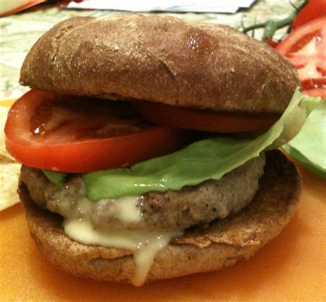 How many calories are in grill turkey burger maple dijon - calories, carbs, nutrition