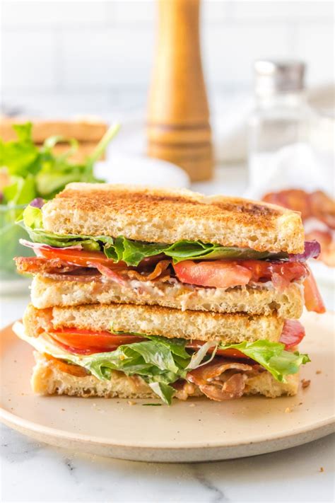 How many calories are in grilled b-a-l-t sandwich - calories, carbs, nutrition