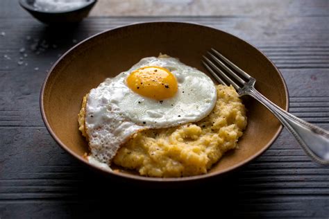 How many calories are in grilled breakfast grits - calories, carbs, nutrition