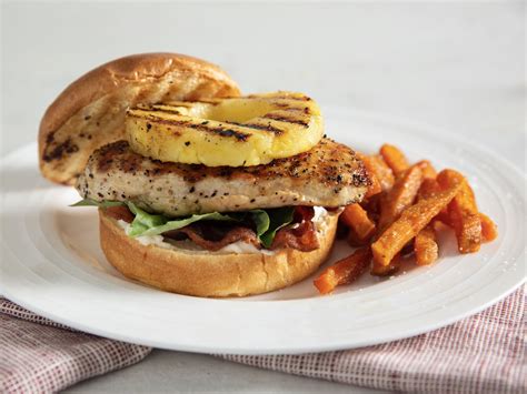 How many calories are in grilled chicken and pineapple sandwich - calories, carbs, nutrition