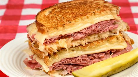 How many calories are in grilled reuben sandwich with french fries and a 20oz fountain beverage - calories, carbs, nutrition