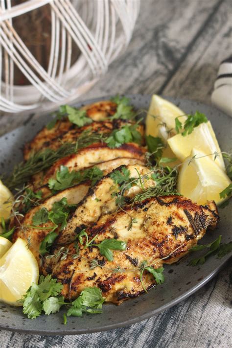 How many calories are in grilled rosemary thyme chicken - calories, carbs, nutrition