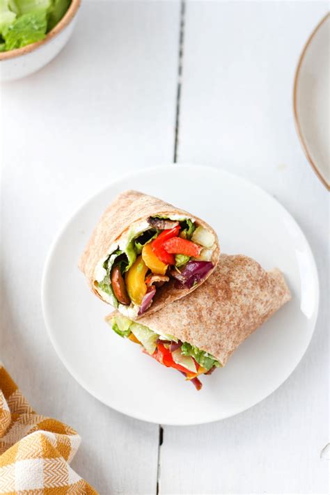 How many calories are in grilled vegetable wrap - calories, carbs, nutrition