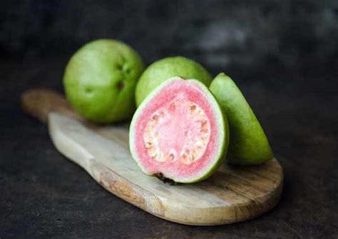 How many calories are in guava sauce, cooked - calories, carbs, nutrition