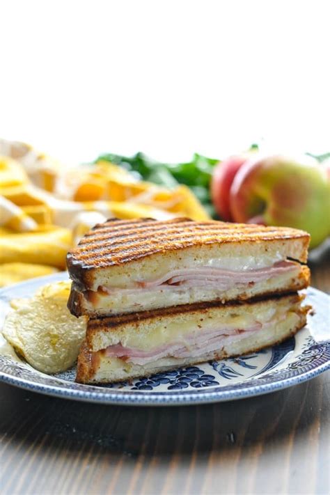 How many calories are in ham, apple, brie whole wheat panini - calories, carbs, nutrition