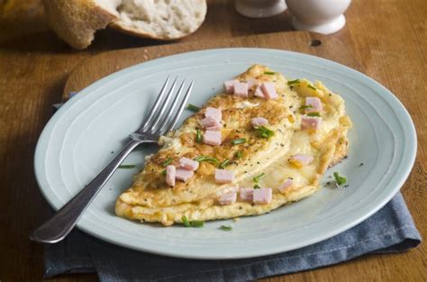 How many calories are in ham and cheese omelet - calories, carbs, nutrition