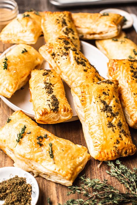 How many calories are in ham and cheese turnover - calories, carbs, nutrition