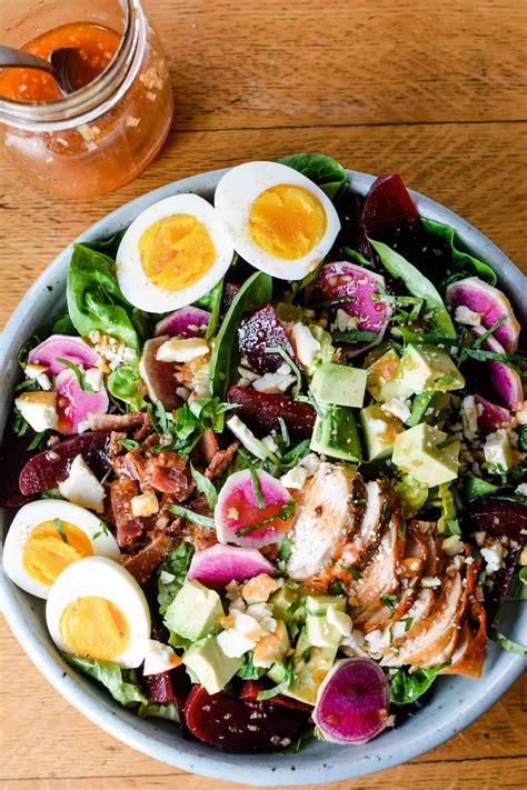 How many calories are in harvest cobb salad - calories, carbs, nutrition