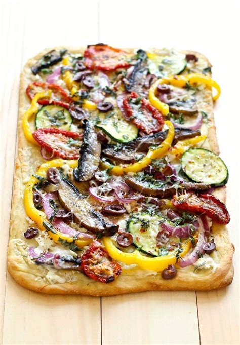 How many calories are in havarti fruit flatbread pizza - calories, carbs, nutrition