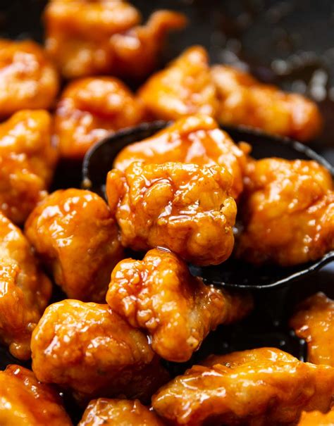 How many calories are in honey sriracha chicken small - calories, carbs, nutrition