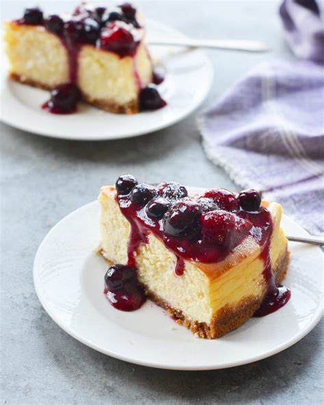 How many calories are in individual new york style cheesecake - calories, carbs, nutrition