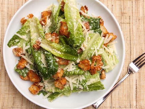 How many calories are in italian caesar salad - calories, carbs, nutrition