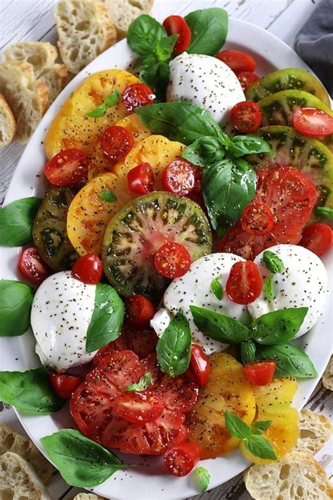 How many calories are in italian caprese snack salad - calories, carbs, nutrition