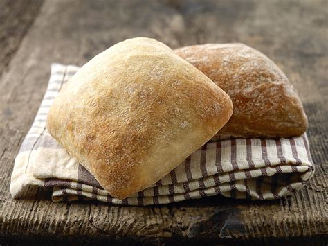 How many calories are in italian ciabatta - calories, carbs, nutrition