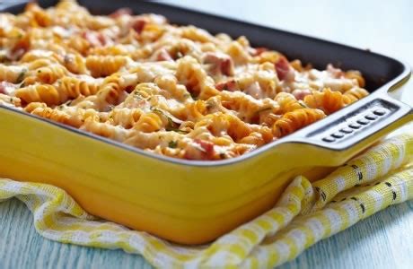 How many calories are in italian pasta bake - calories, carbs, nutrition