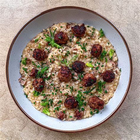 How many calories are in italian sausage and fennel risotto - calories, carbs, nutrition