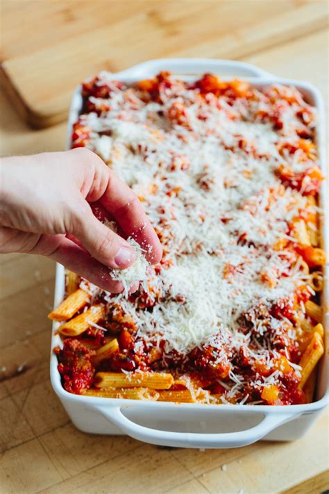 How many calories are in italian sausage ziti bake - calories, carbs, nutrition