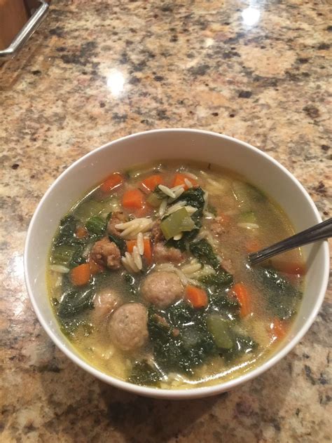 How many calories are in italian wedding soup (mindful) 12 oz - calories, carbs, nutrition