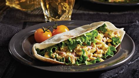 How many calories are in jazzmans sand brkf pita ham egg & cheese - calories, carbs, nutrition