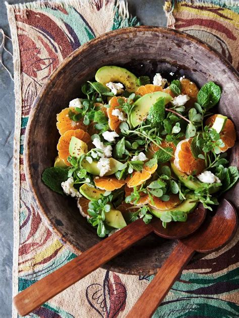 How many calories are in kale, avocado and tangerine salad with jalapeno vinaigerette - calories, carbs, nutrition