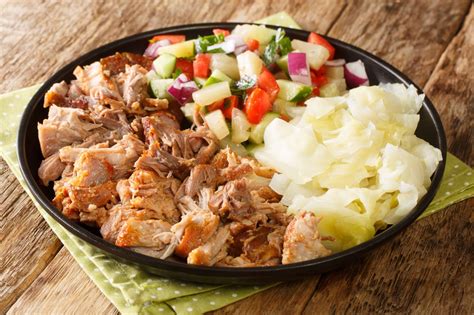 How many calories are in kalua pig & cabbage - calories, carbs, nutrition