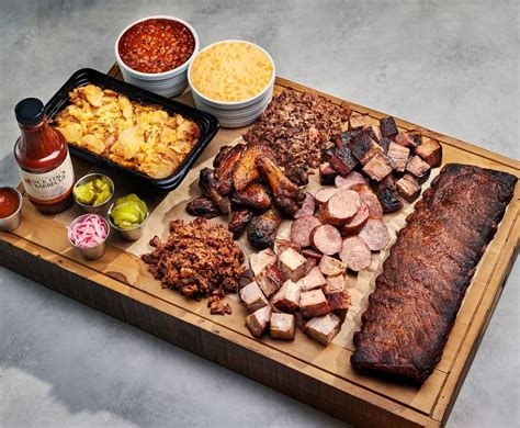 How many calories are in kc bbq platter - calories, carbs, nutrition