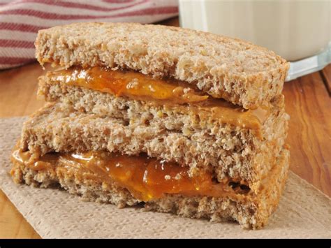 How many calories are in kids's almond butter sandwich - calories, carbs, nutrition