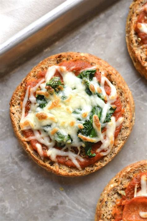 How many calories are in kids ww english muffin pizza rounds - calories, carbs, nutrition