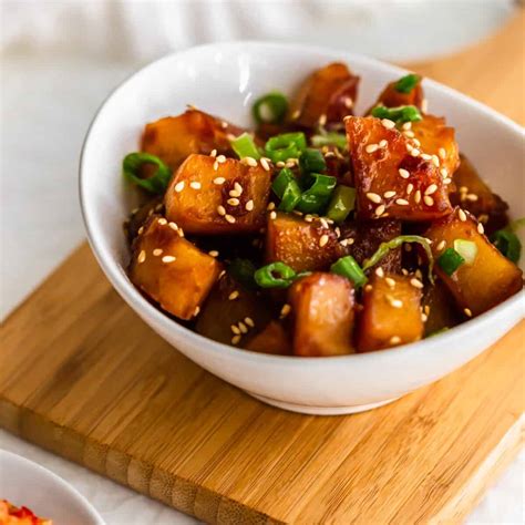 How many calories are in korean braised potatoes - calories, carbs, nutrition