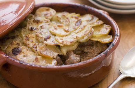 How many calories are in lancashire hotpot - calories, carbs, nutrition