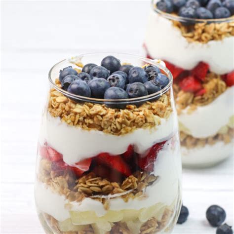 How many calories are in layered parfait yogurt spicy honey peach greek non fat - calories, carbs, nutrition