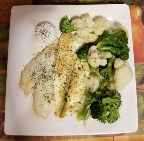 How many calories are in lemon dill flounder - calories, carbs, nutrition
