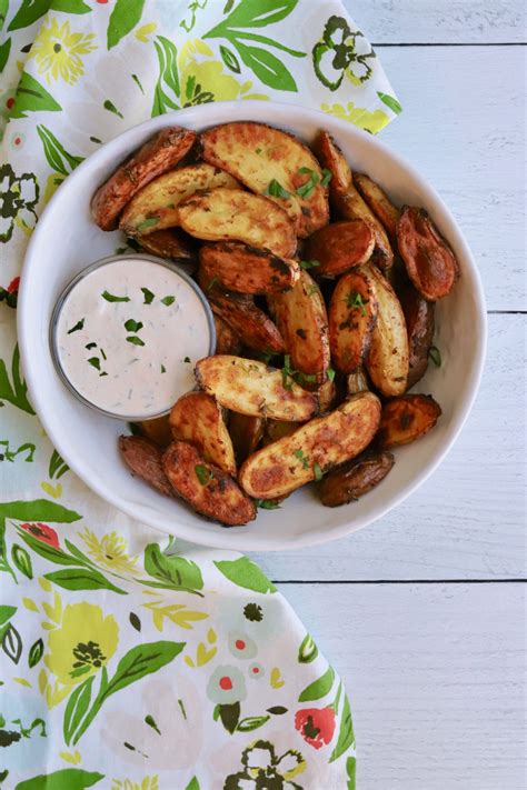 How many calories are in lemon herb roasted fingerling potatoes - calories, carbs, nutrition