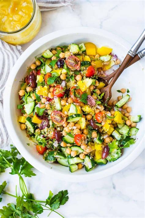 How many calories are in lemony chickpea salad - calories, carbs, nutrition