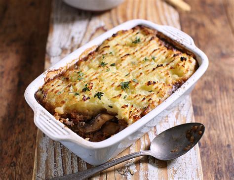 How many calories are in lentil cottage pie - calories, carbs, nutrition