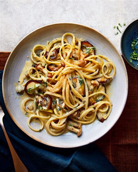 How many calories are in linguine with mushrooms & tarragon - calories, carbs, nutrition