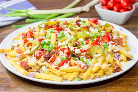 How many calories are in loaded fresh cut fries - calories, carbs, nutrition