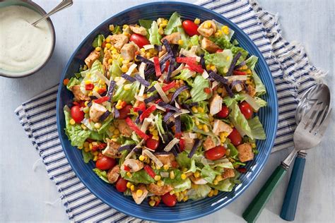 How many calories are in low sodium southwestern chicken salad - calories, carbs, nutrition