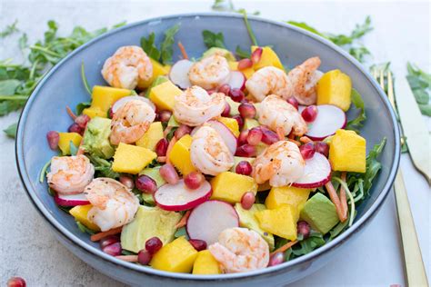 How many calories are in mango shrimp salad croisssant - calories, carbs, nutrition