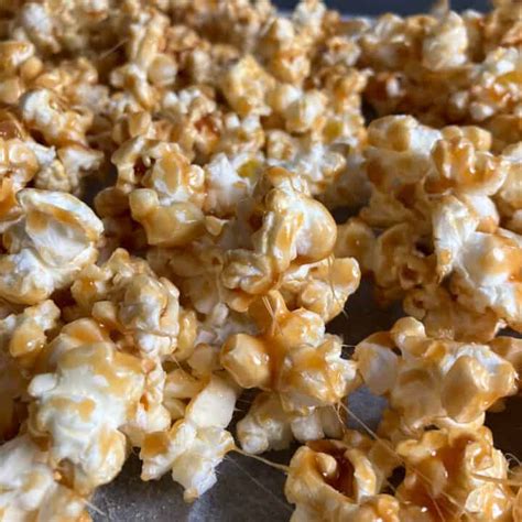 How many calories are in maple popcorn - calories, carbs, nutrition
