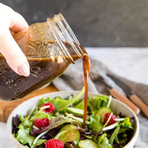 How many calories are in maple vinaigrette dressing - calories, carbs, nutrition