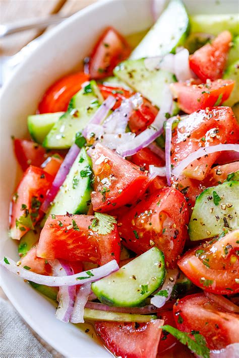 How many calories are in marinated tomato and cucumber salad - calories, carbs, nutrition