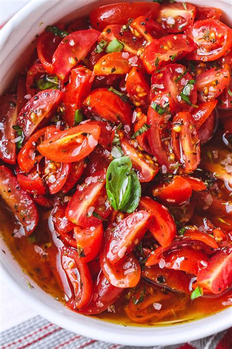 How many calories are in marinated tomato salad - calories, carbs, nutrition